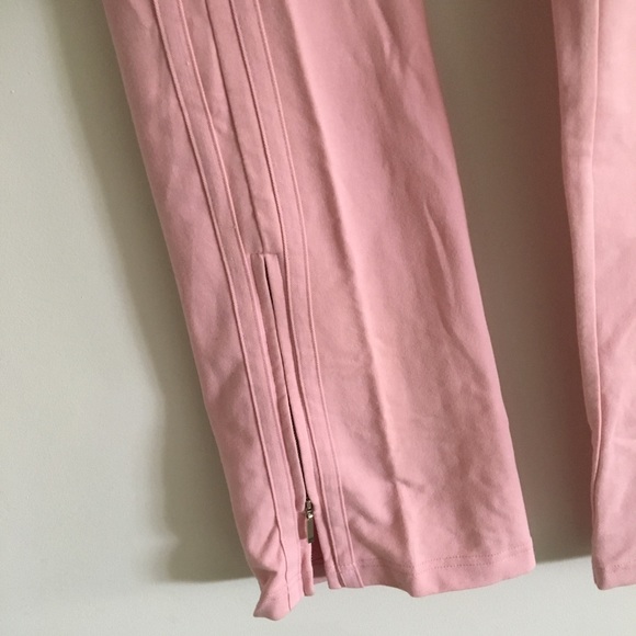 90s Baby pink stretch cotton track pants with zippered ankle slits. - Picture 5 of 7